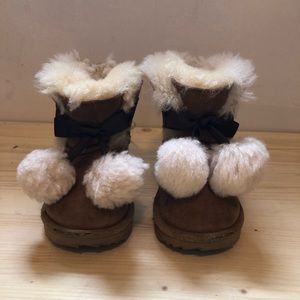 UGG Australia Gita Pom Pom Boots, Toddler Size 7